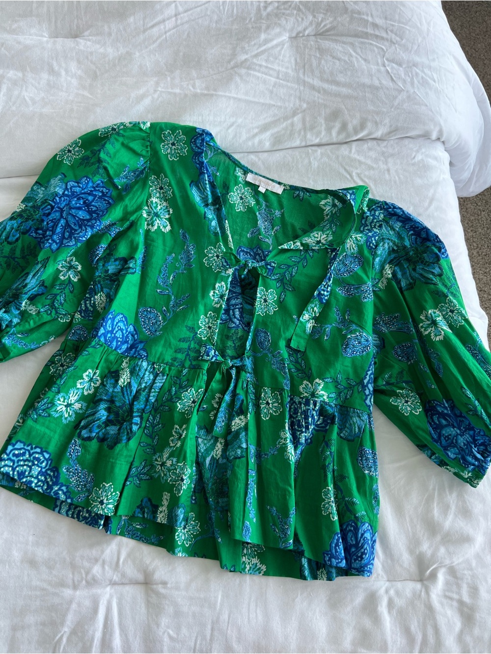Women’s Green Floral Tie-Front Peplum Top